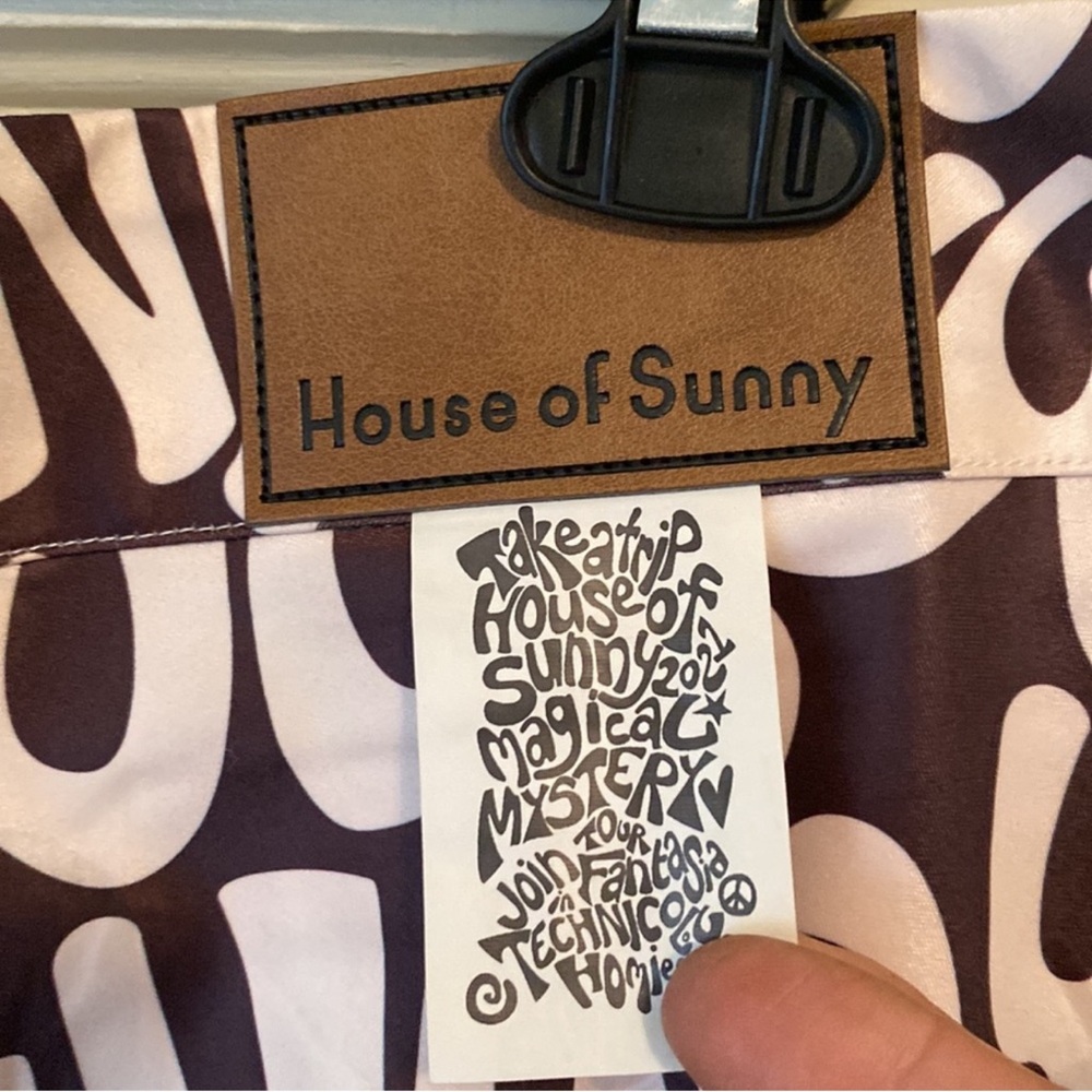 NWT House Of Sunny Scooby Graphic Straight Leg Pants Size 10 - Picture 4 of 10